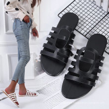 Wholesale Set Toe Plus Size Lady Sandal Comfortable Summer Flat Sandal Shoes Womens Plain Black Slide Sandals